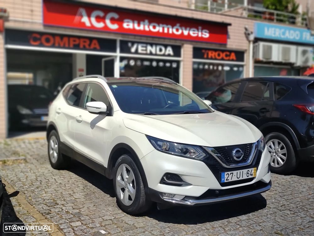 Nissan Qashqai 1.5 dCi N-Connecta Business - 1