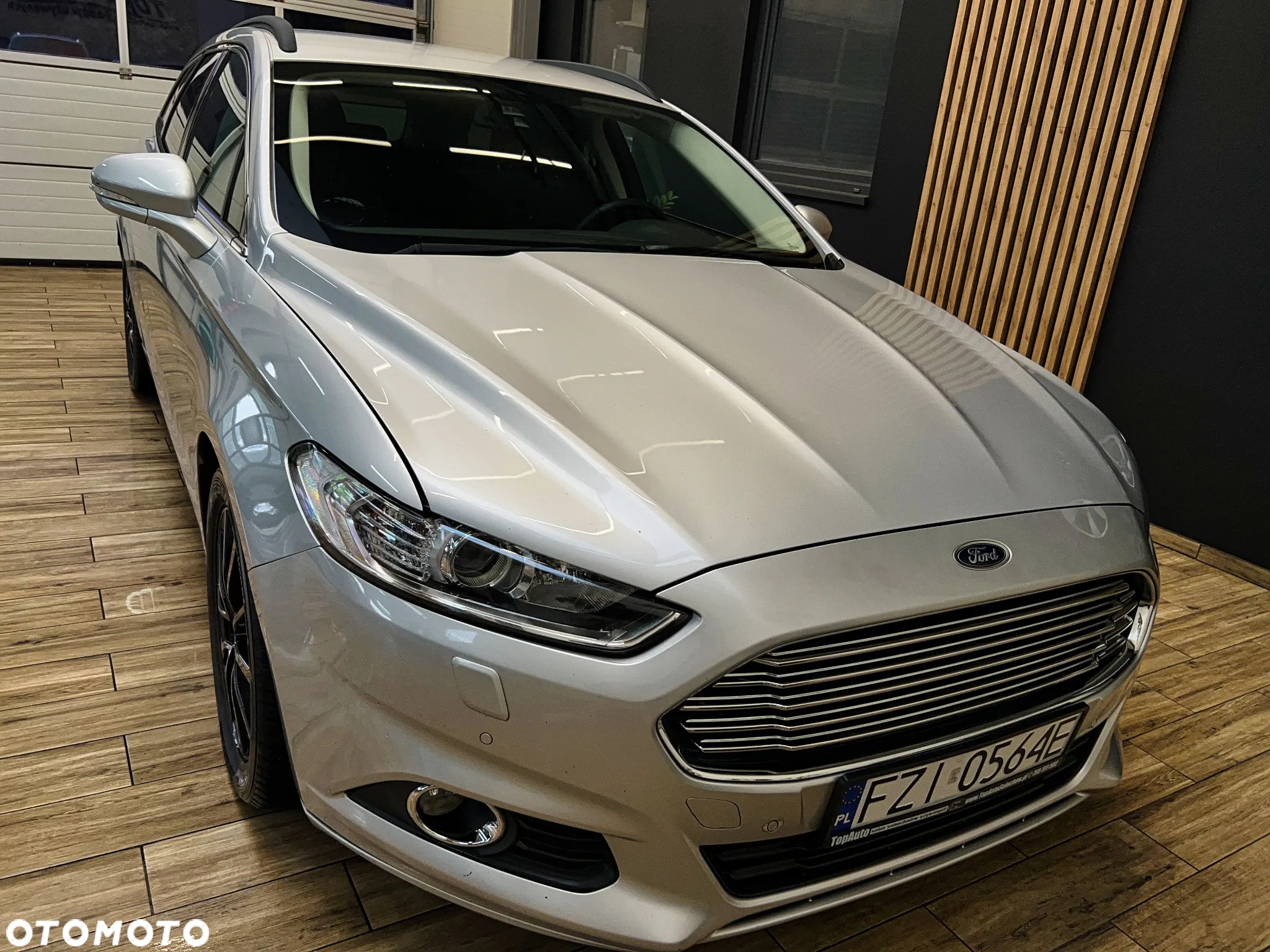 Ford Mondeo 1.5 EcoBoost Start-Stopp Titanium - 2