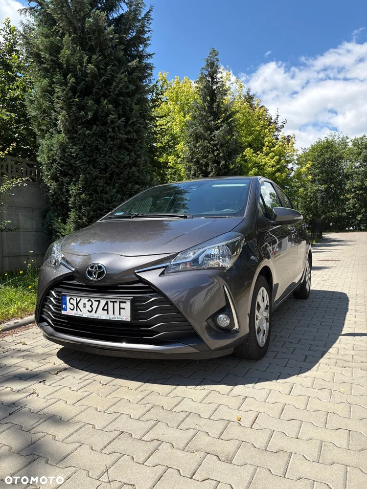 Toyota Yaris 1.5 Premium - 1