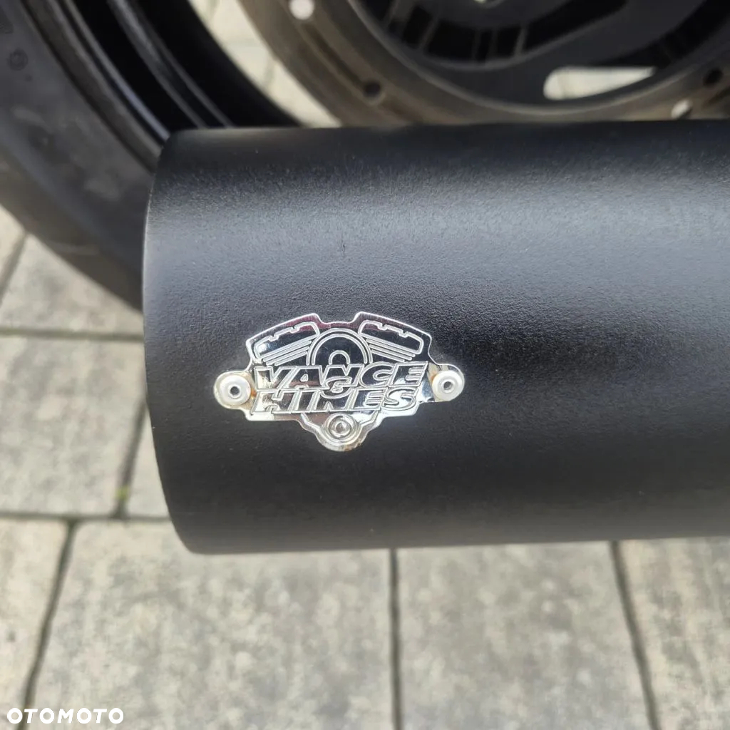 Harley-Davidson Dyna Low Rider - 16