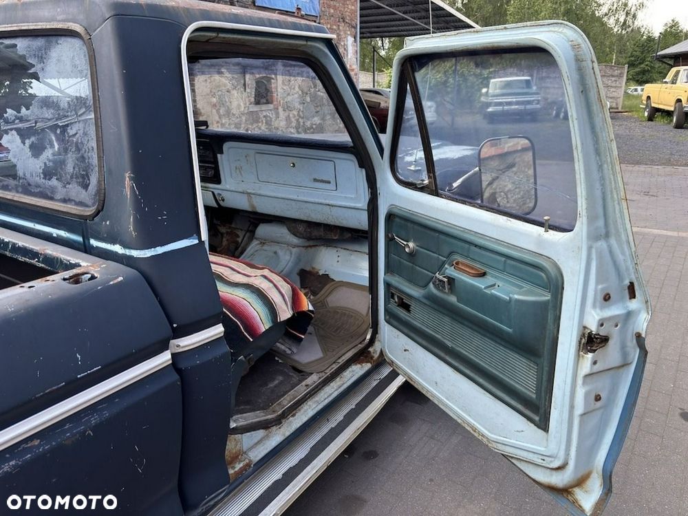 Ford Inny - 34