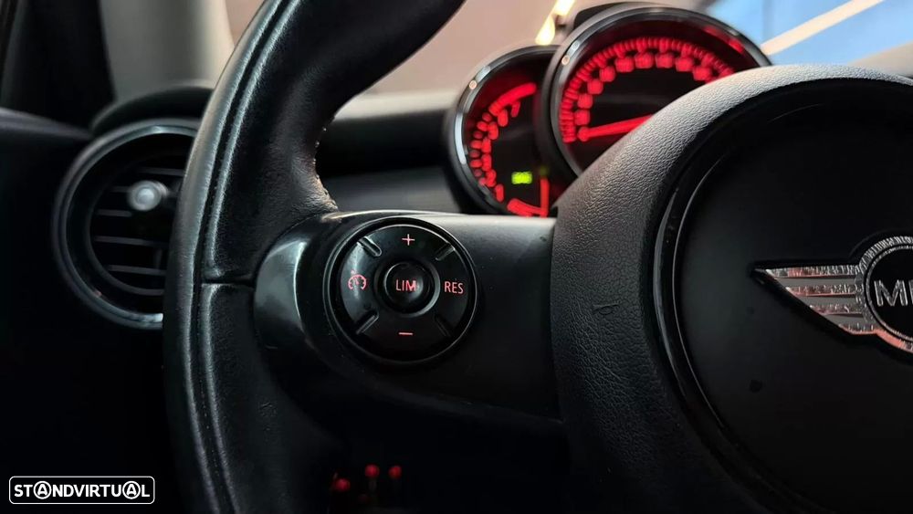 MINI 3 Portas Cooper - 17