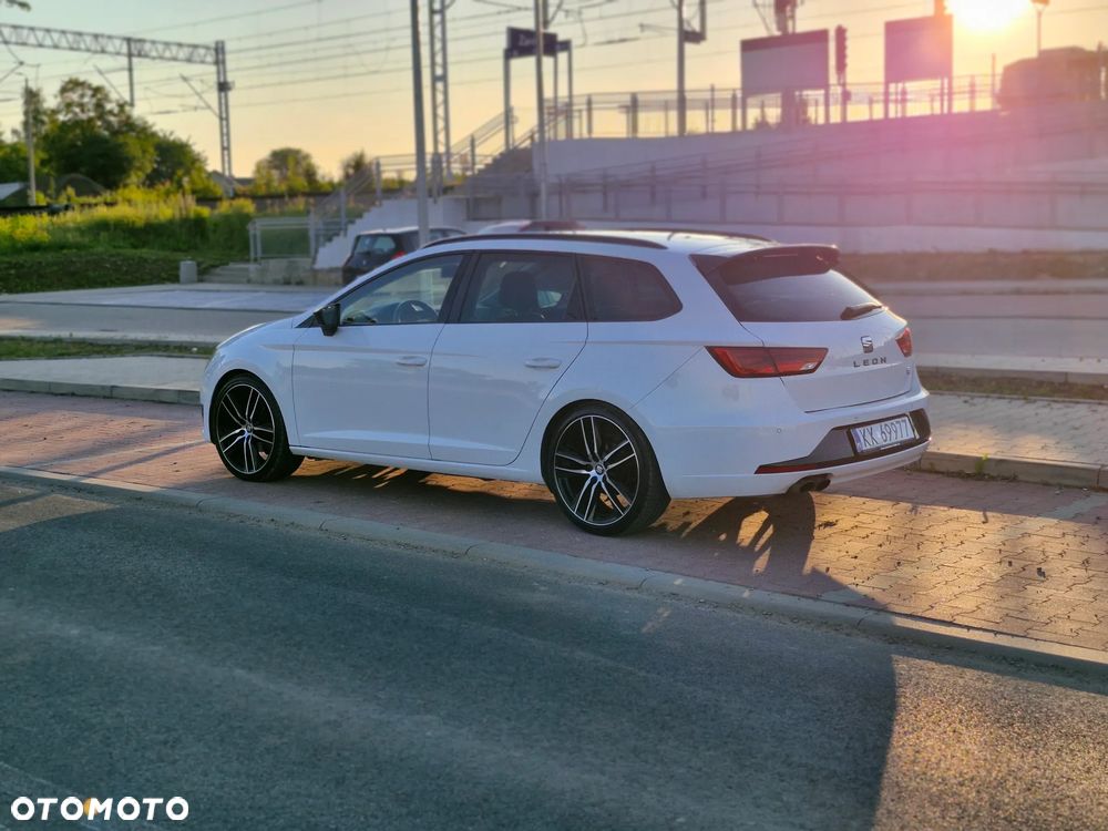 Seat Leon 2.0 TDI FR S&S DSG - 4