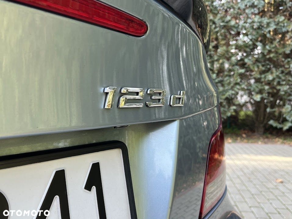 BMW 1 2008 photo 4