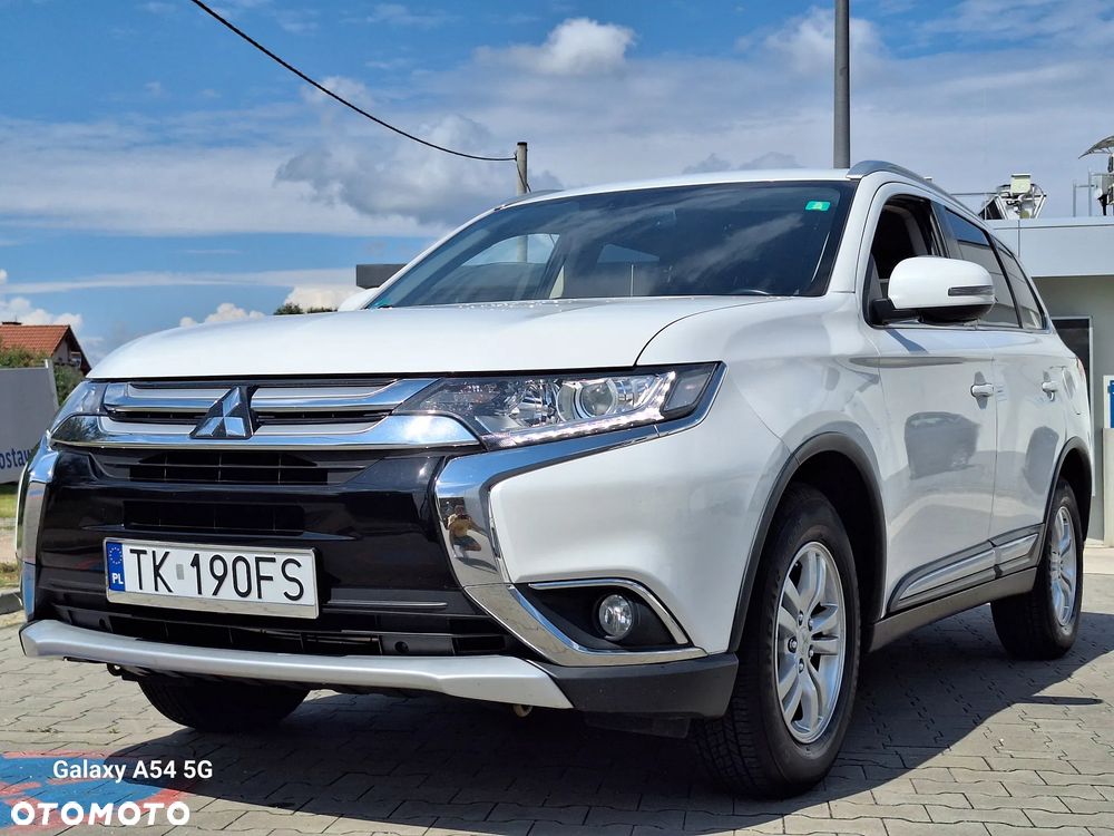 Mitsubishi Outlander 2.0 2WD SUV-Star - 3