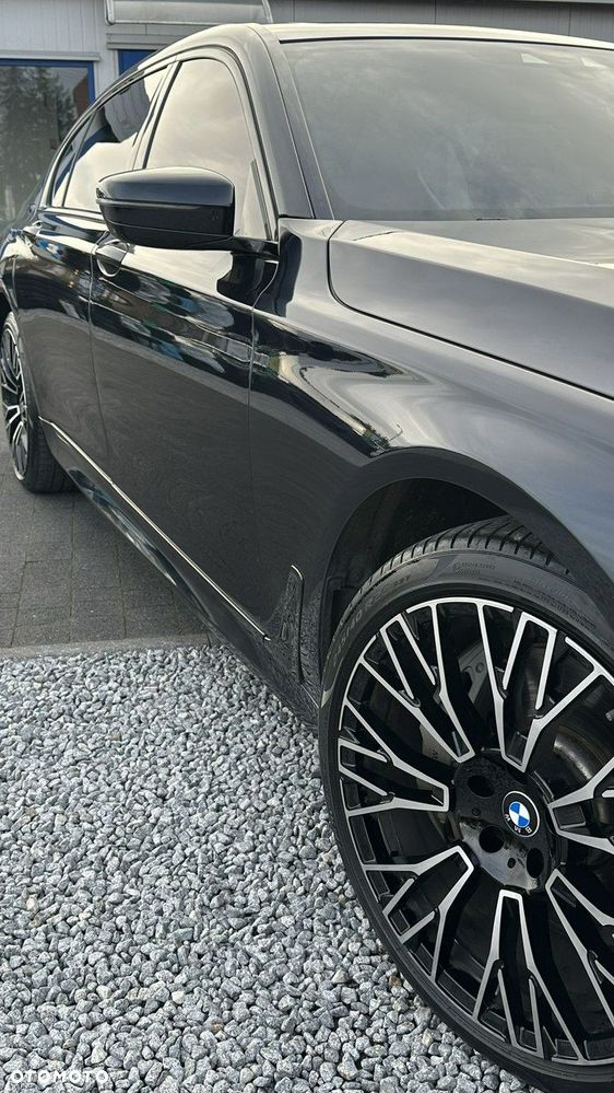 BMW Seria 7 - 28
