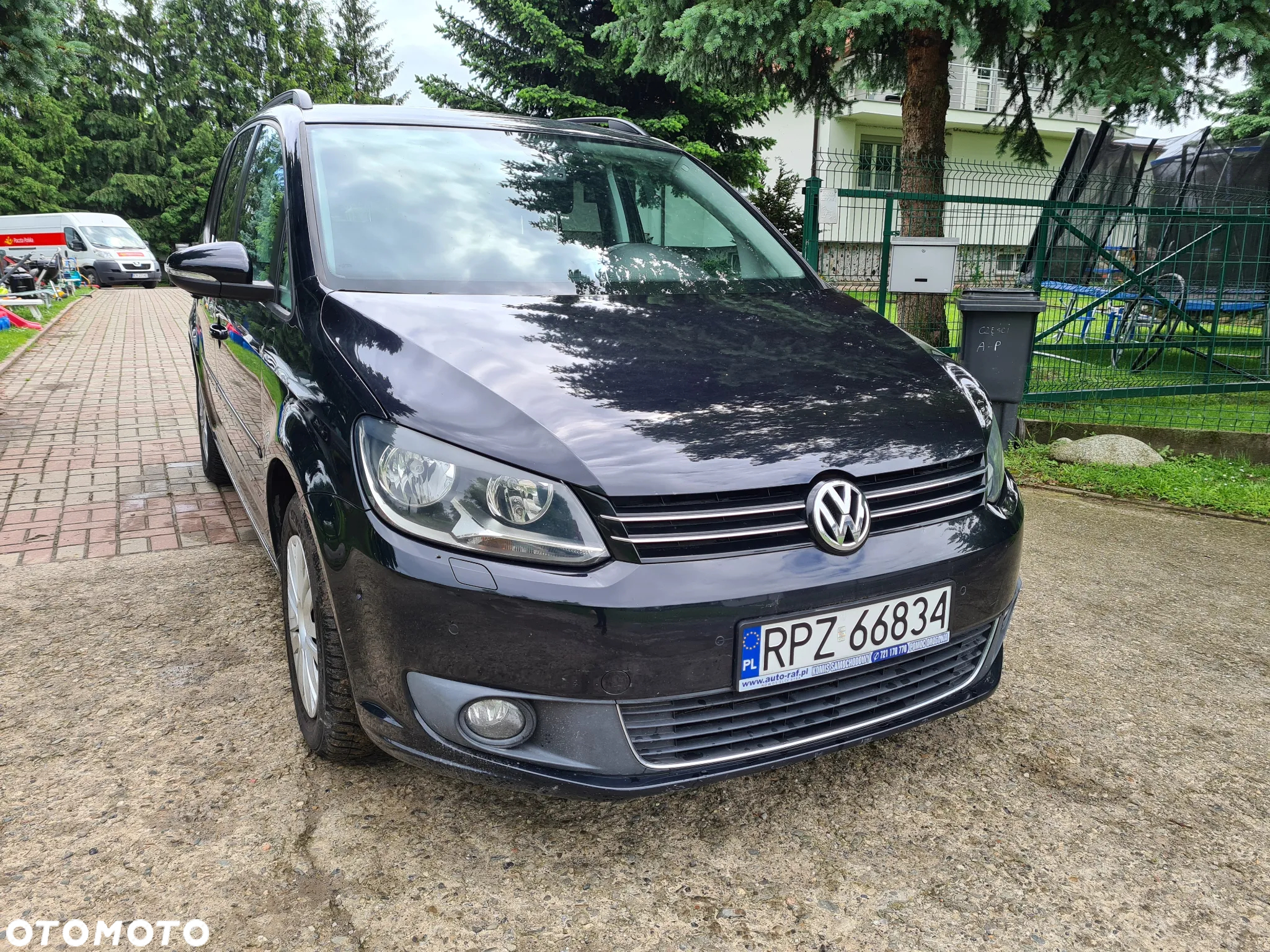 Volkswagen Touran - 2
