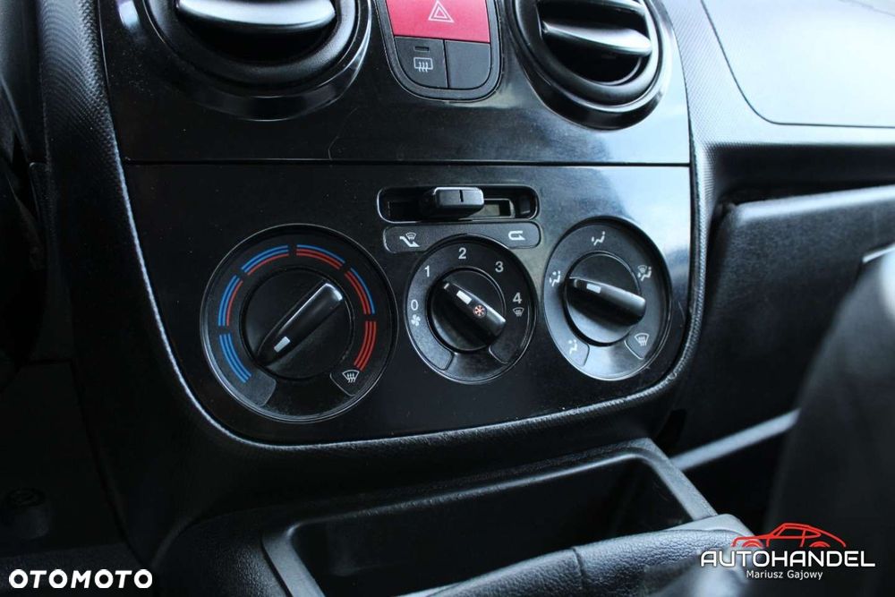 Fiat Qubo - 13