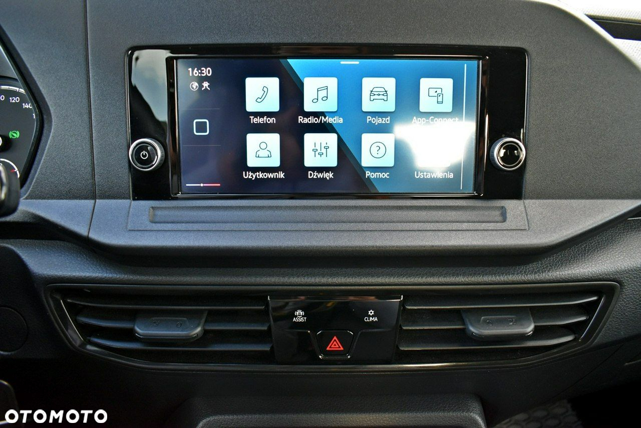 Volkswagen Caddy 2.0 TDI DSG - 20