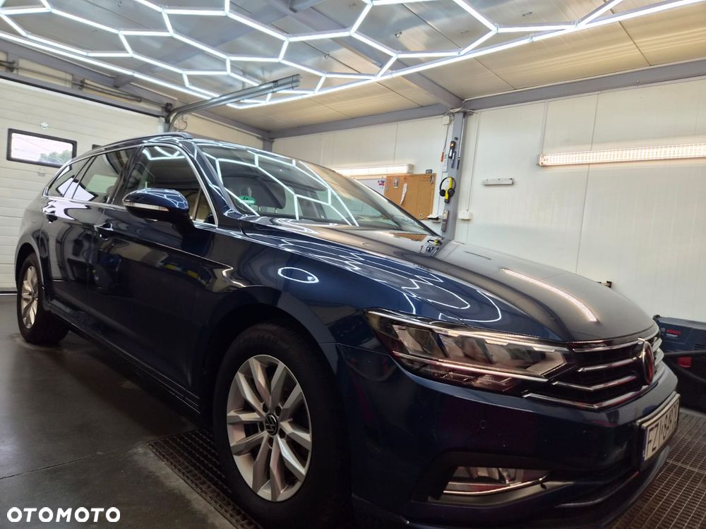 Volkswagen Passat 2.0 TDI EVO Business DSG - 4