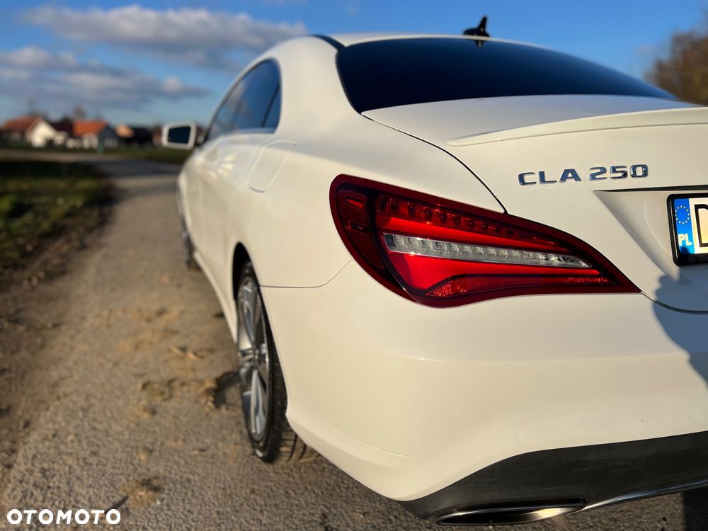 Mercedes-Benz CLA 250 7G-DCT Sport - 11