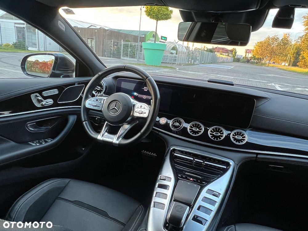 Mercedes-Benz AMG GT 43 4-Matic+ - 24