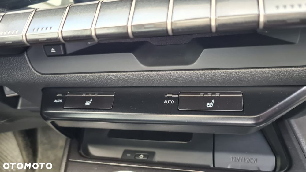 Lexus UX 250h GPF Prestige AWD - 27