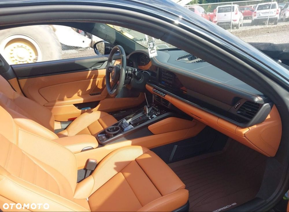 Porsche 911 - 10
