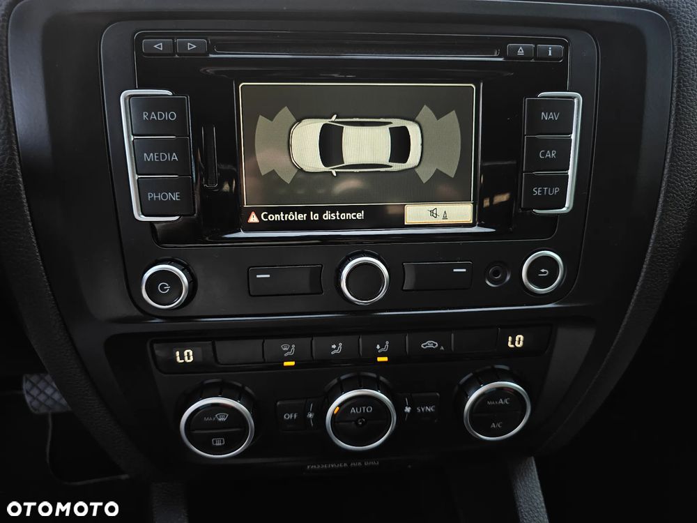 Volkswagen Jetta 1.4 Hybrid DSG Comfortline - 19