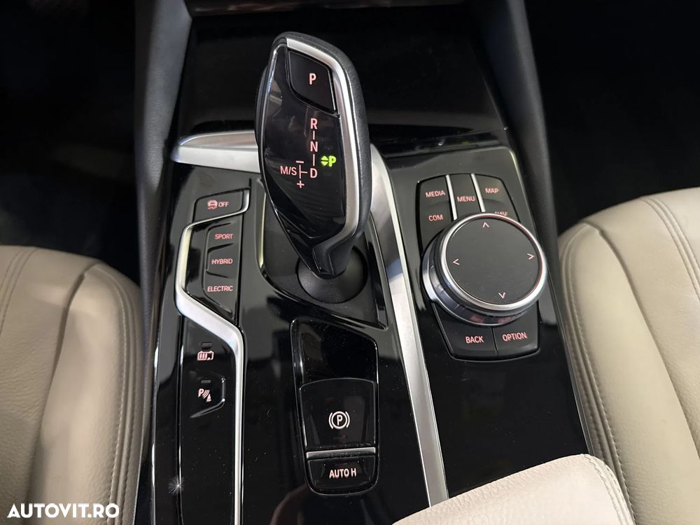 BMW Seria 5 - 18