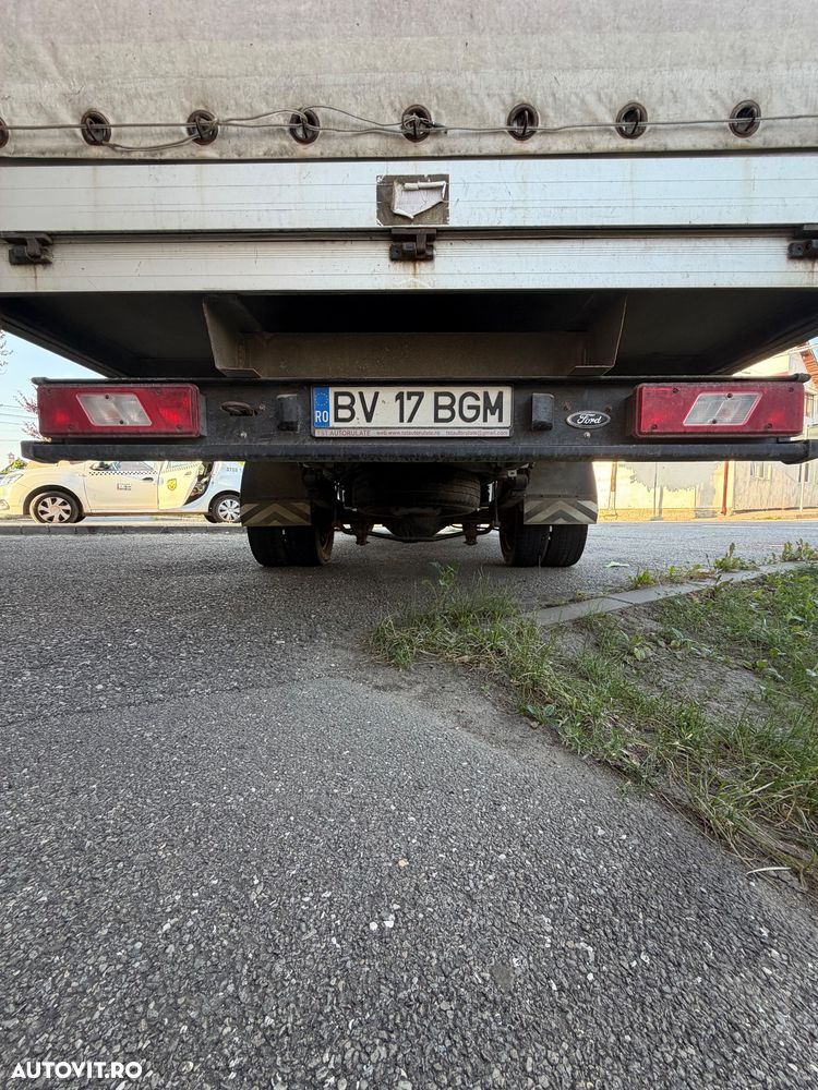Ford Transit - 10