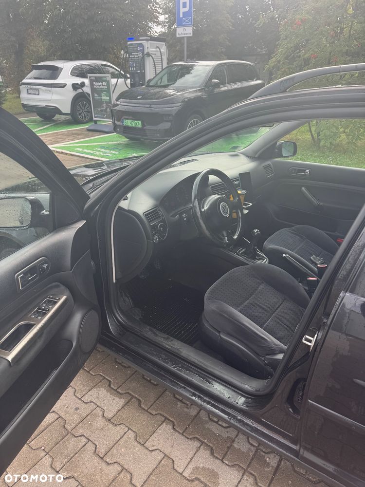 Volkswagen Bora Variant 1.6 - 7
