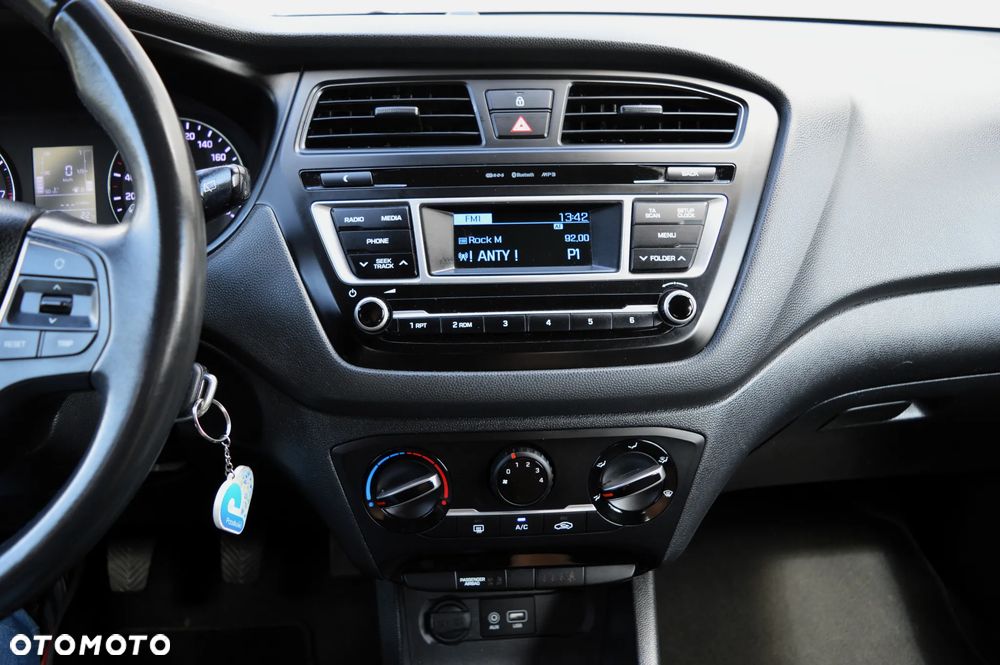 Hyundai i20 1.2 BlueDrive Classic + - 16