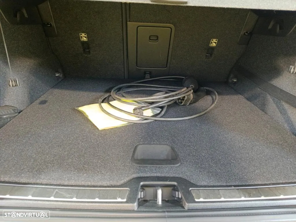 Volvo XC 40 1.5 T5 PHEV Inscription - 14