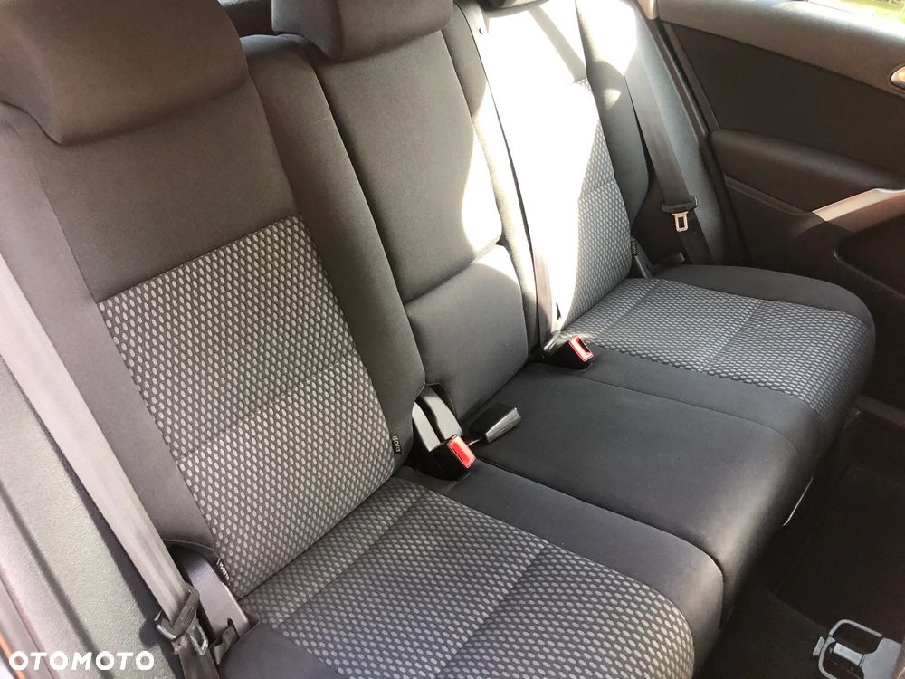 Volkswagen Tiguan - 13