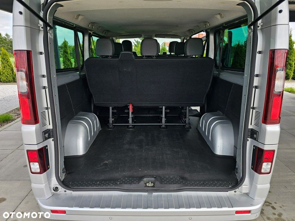 Opel Vivaro - 21