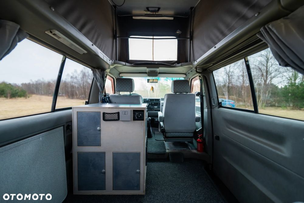 Volkswagen California - 12