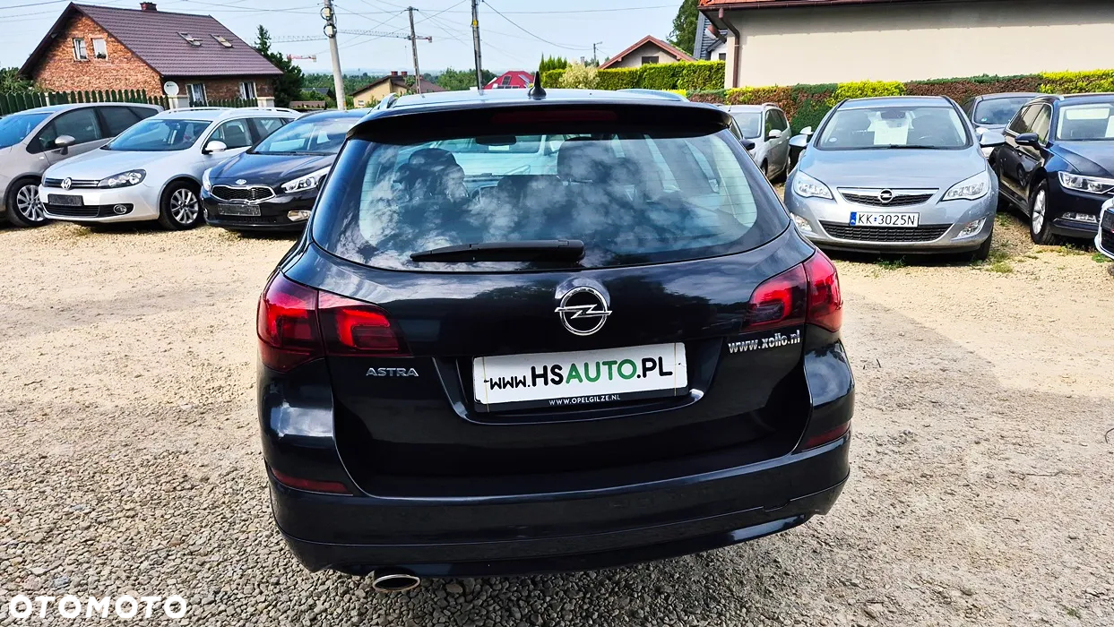 Opel Astra IV 1.4 T Cosmo - 18