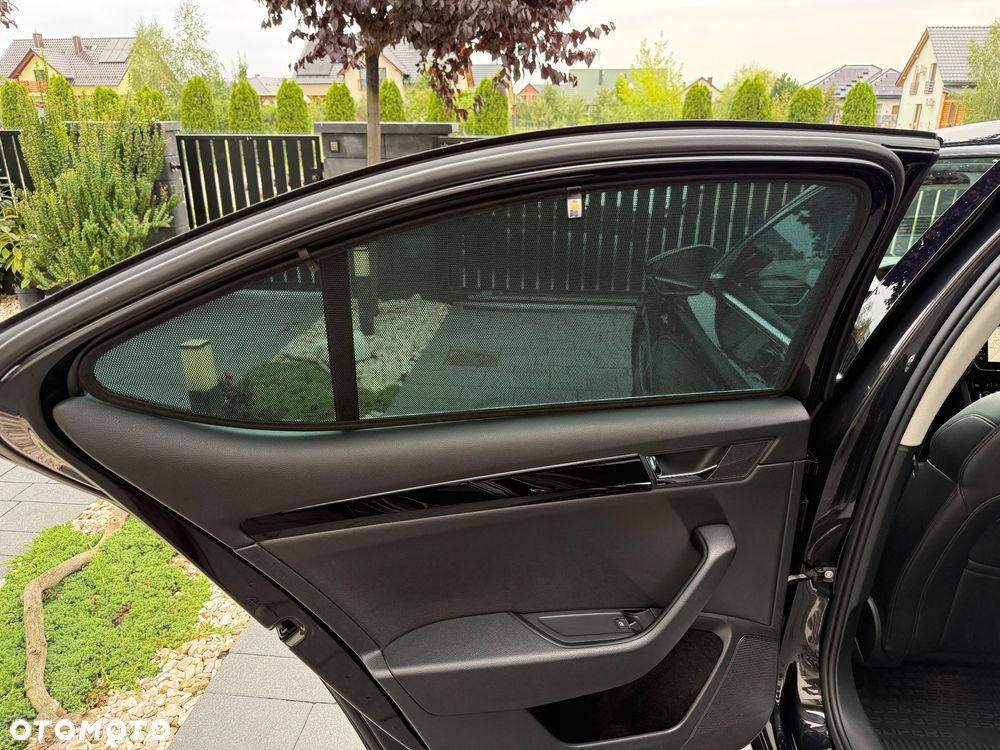 Skoda Superb 1.8 TSI L&K DSG - 22