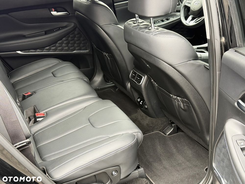 Hyundai Santa Fe 1.6 T-GDI HEV Premium 4WD - 38