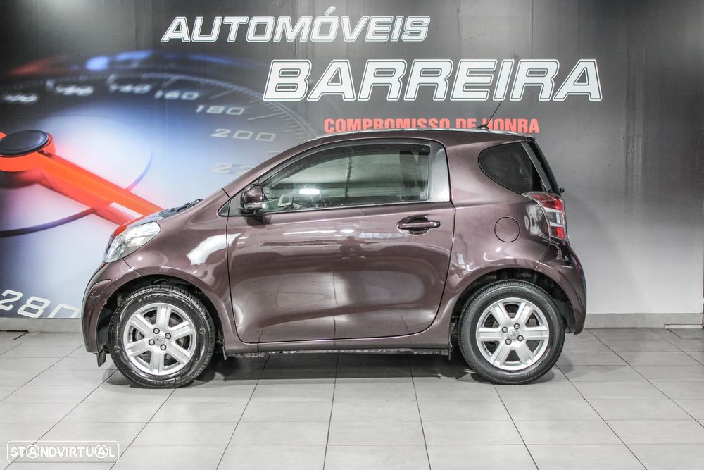 Toyota iQ 1.0 VVT-i Essential+AC - 6