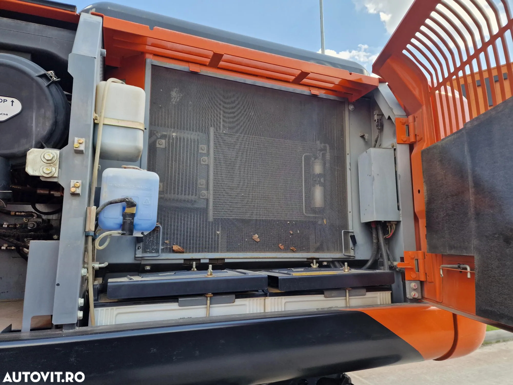 Hitachi ZX220W-6, 22tone, 2019, 4.844h, Cupa NOUA 1,3mc, LAMA si CALE, 3 BRATE excavare, Inst picon, a doua inst hidr, Gresare automata, posibilitate leassing 4 ani, CA NOU, PROMOTIE 109.900 EUR+Tva - 12