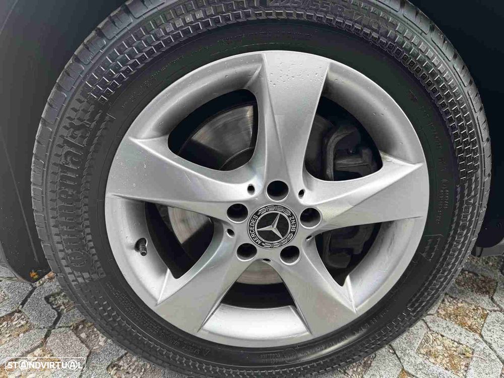 Mercedes-Benz V 250 d Longo Avantgarde - 15