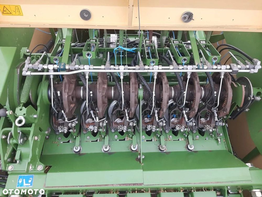 Krone Big Pack 1270XC High Speed - 8