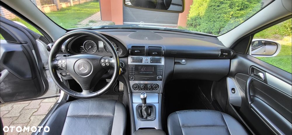 Mercedes-Benz Klasa C 200 Kompressor Avantgarde Sport Edition - 8