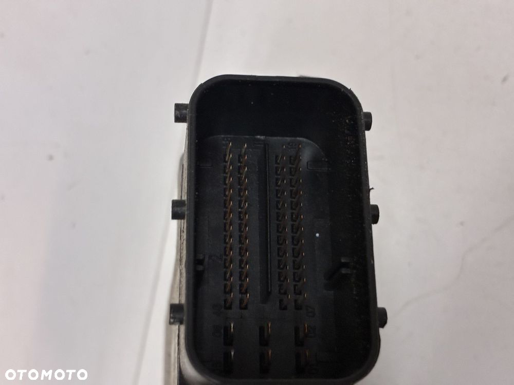 MERCEDES KOMPUTER  STEROWNIK  SILNIKA ECU A6481500579 - 4