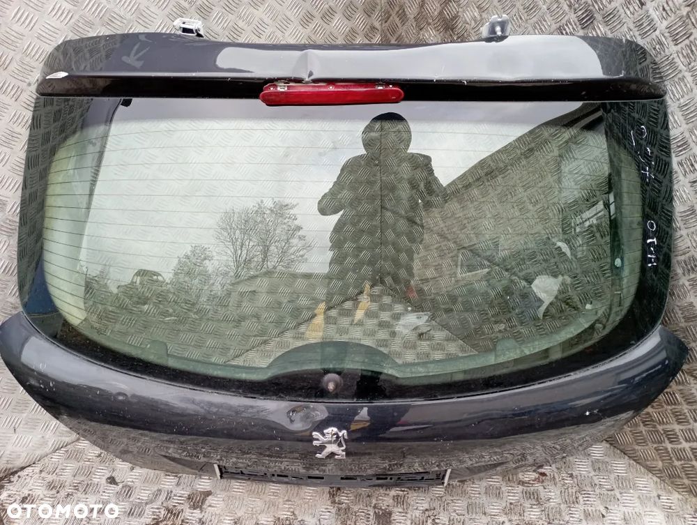 Szyba tylna Peugeot 207 - 1