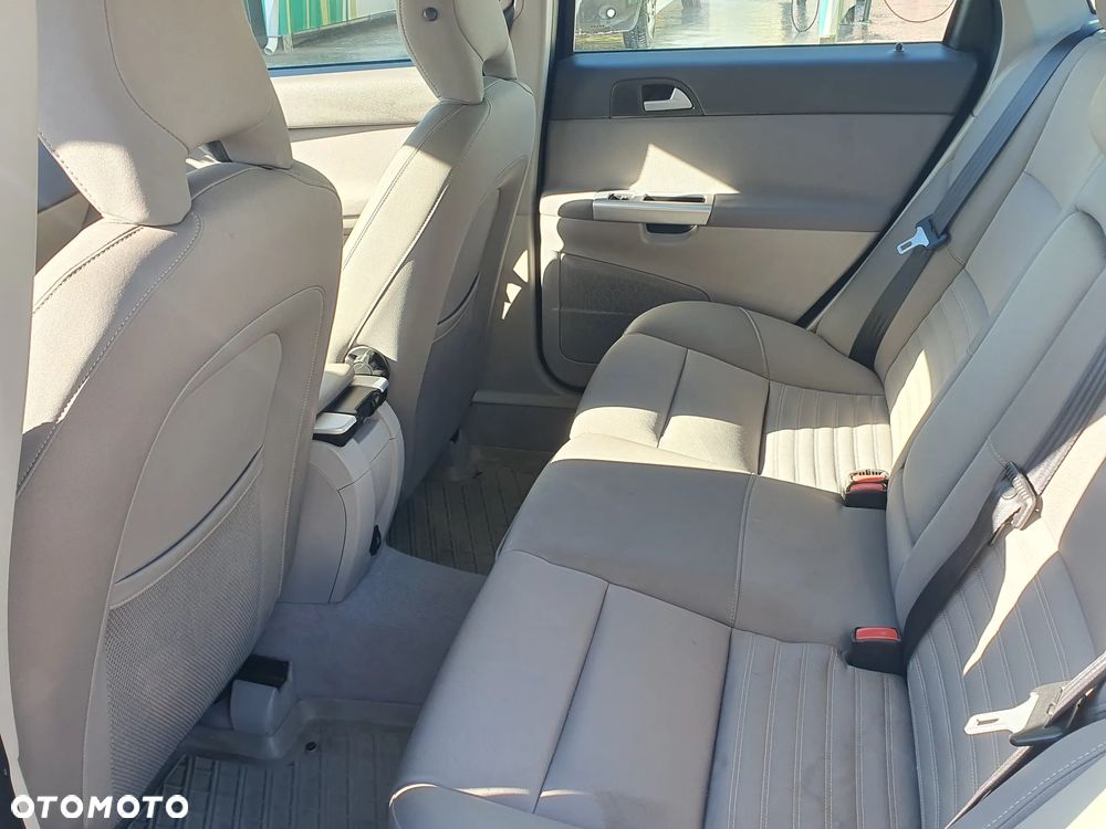 Volvo S40 2.0D Kinetic - 13