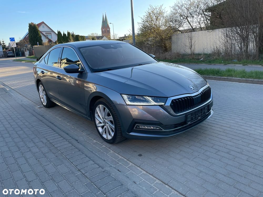 Skoda Octavia 2.0 TDI 4x4 Style DSG - 10