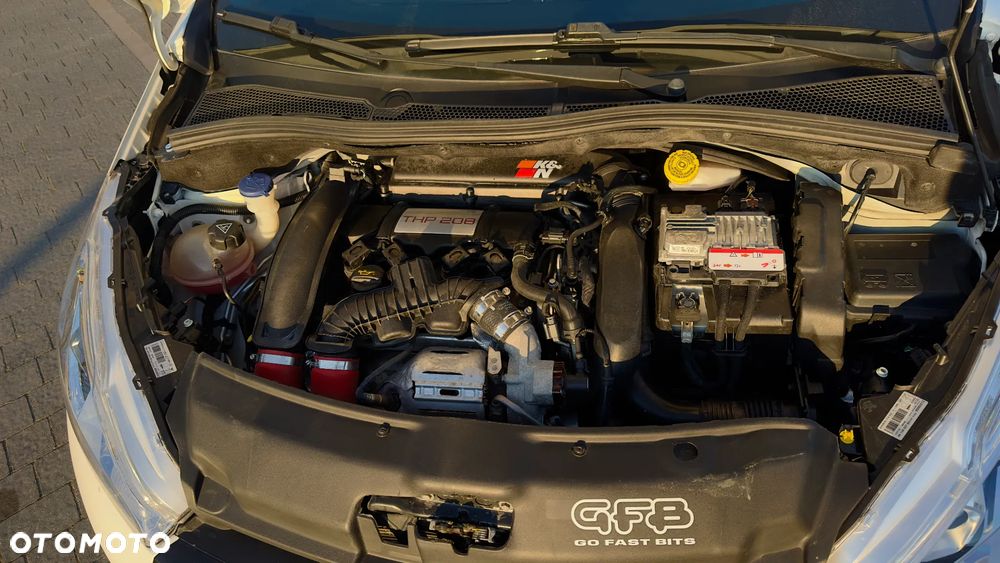 Peugeot 208 THP STOP & START GTi - 10