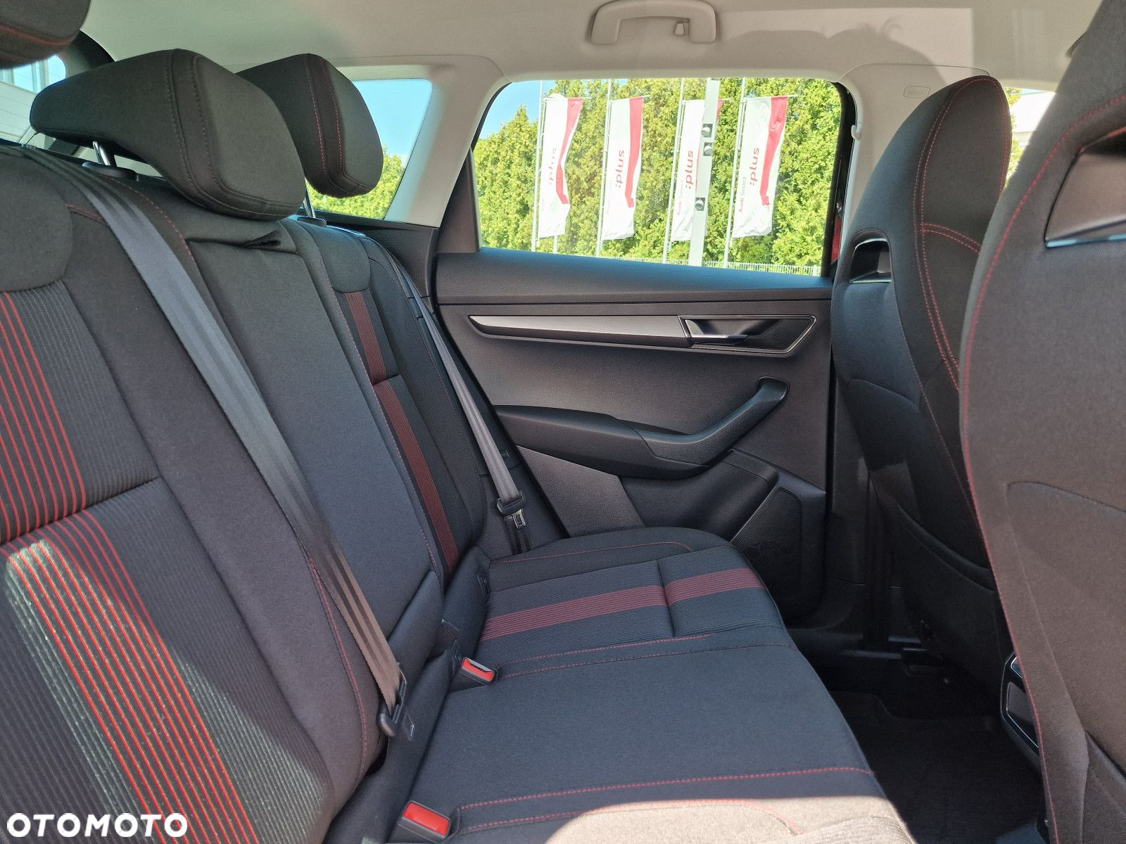 Skoda Karoq 1.5 TSI ACT GPF 4x2 Style DSG - 15