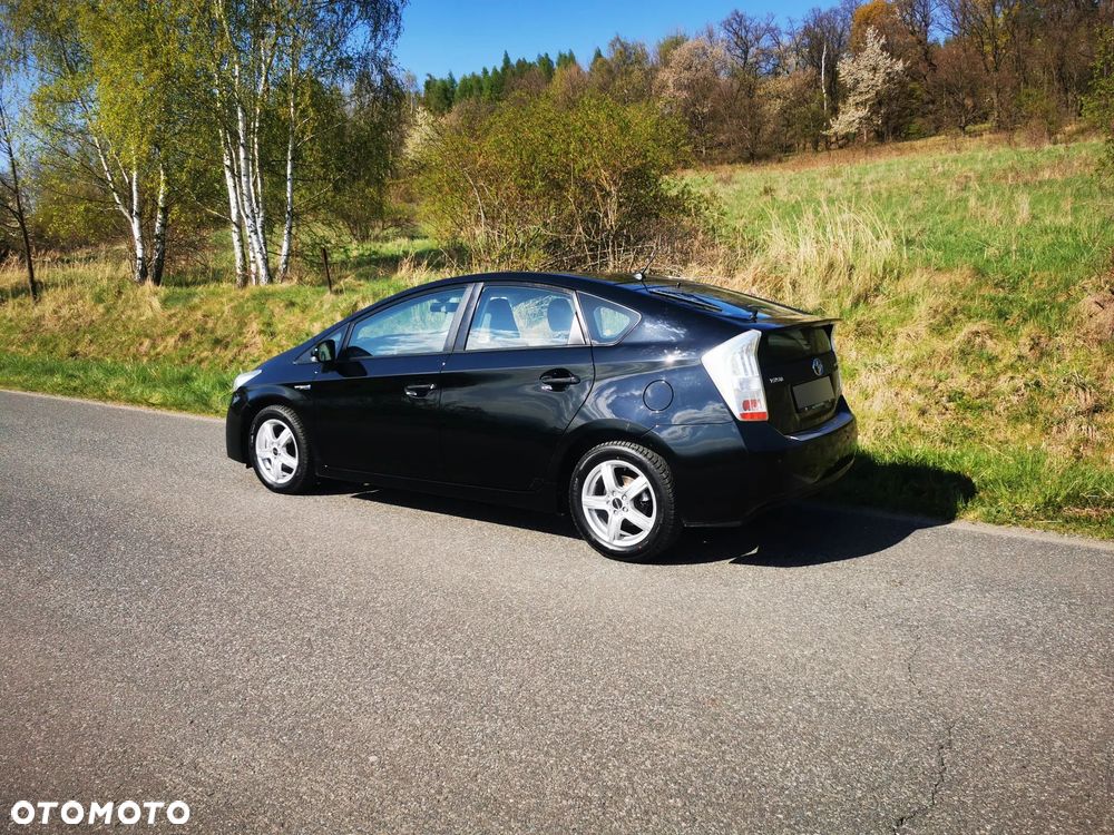 Toyota Prius - 15