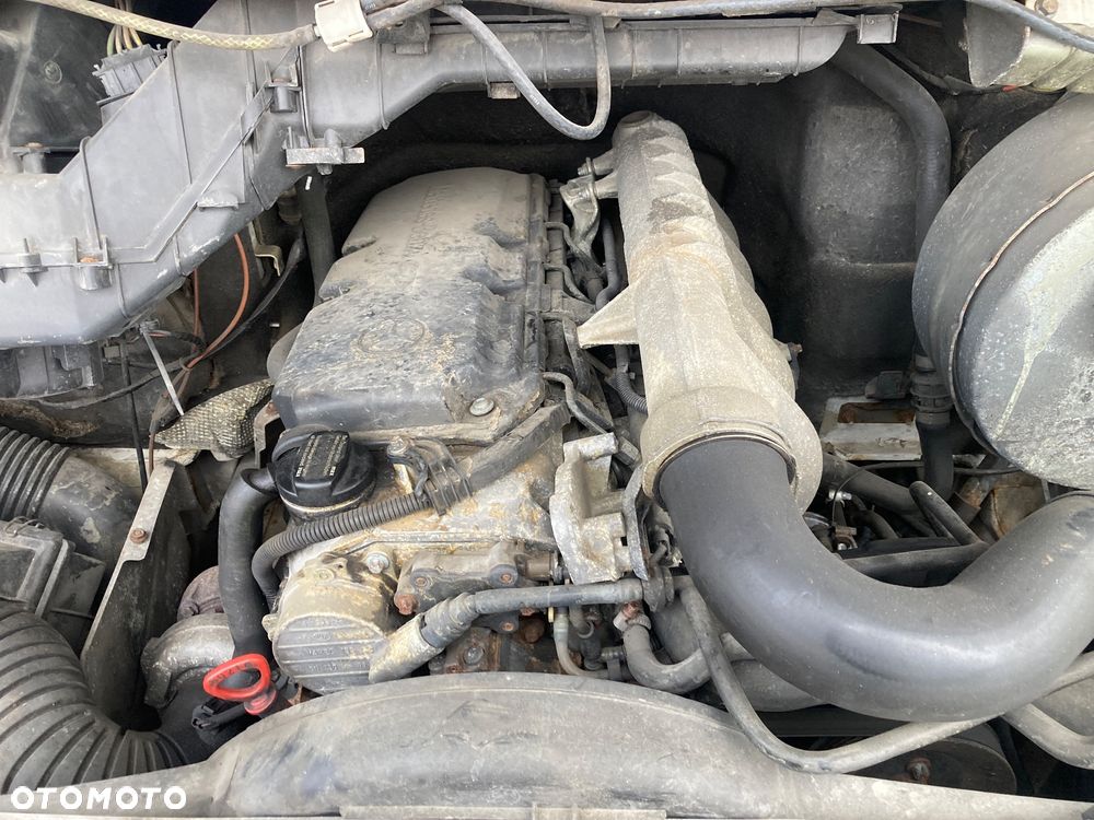 Mercedes-Benz 616 - 10