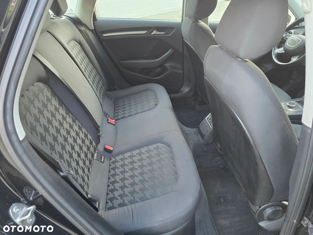 Audi A3 Sportback - 21