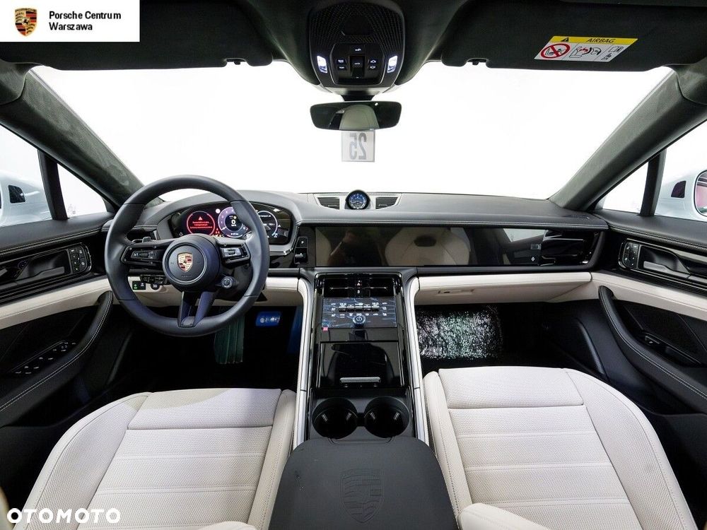 Porsche Panamera - 12