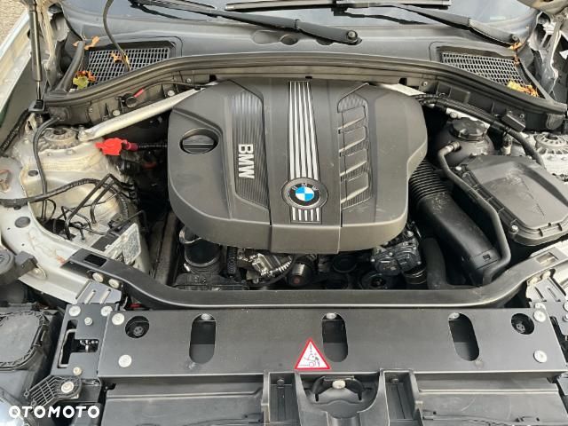 BMW X3 xDrive20d - 12