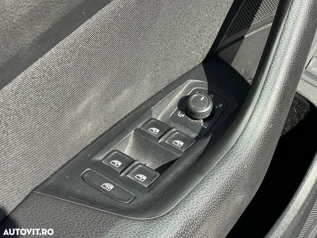 Volkswagen Passat Variant 2.0 TDI DSG Comfortline - 9