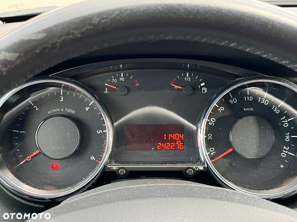 Peugeot 5008 1.6 HDi Active 7os - 14