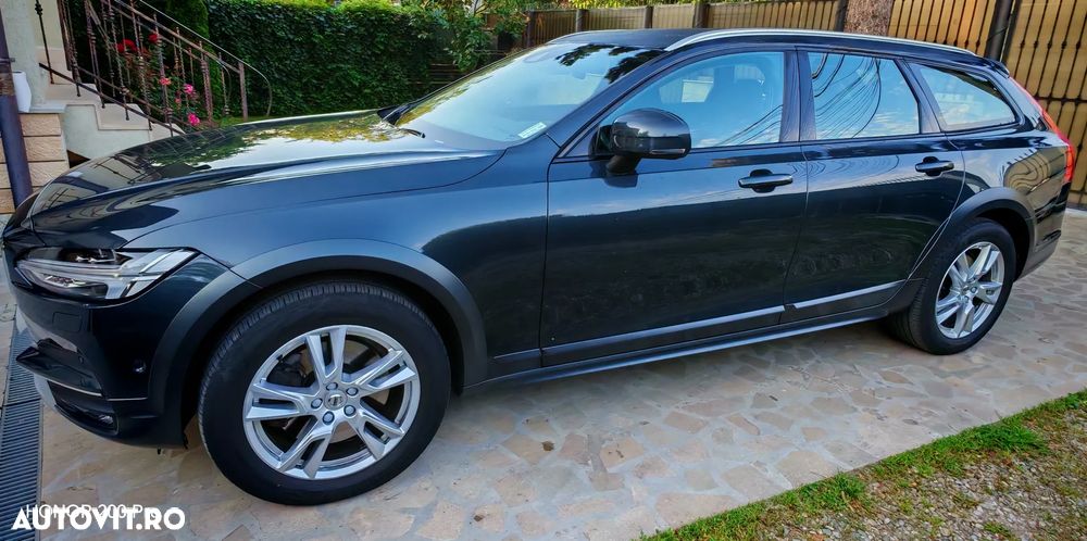 Volvo V90 D5 AWD Geartronic Pro - 4
