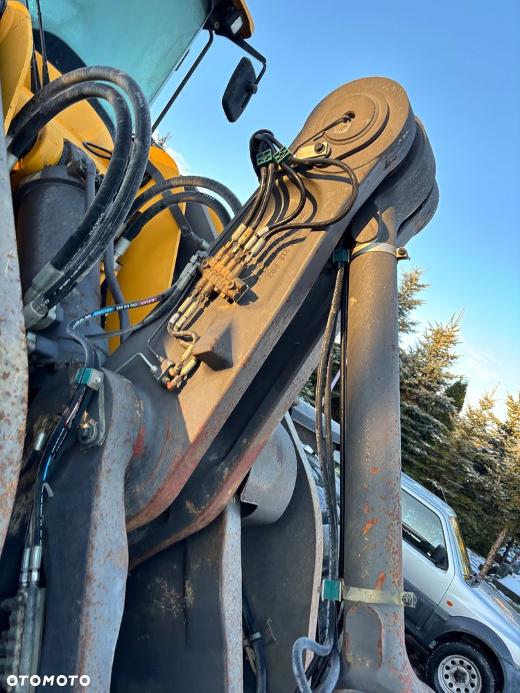 Volvo L150H rok 2016, 26ton, 4,2m3 opony 70%, bdb - 38